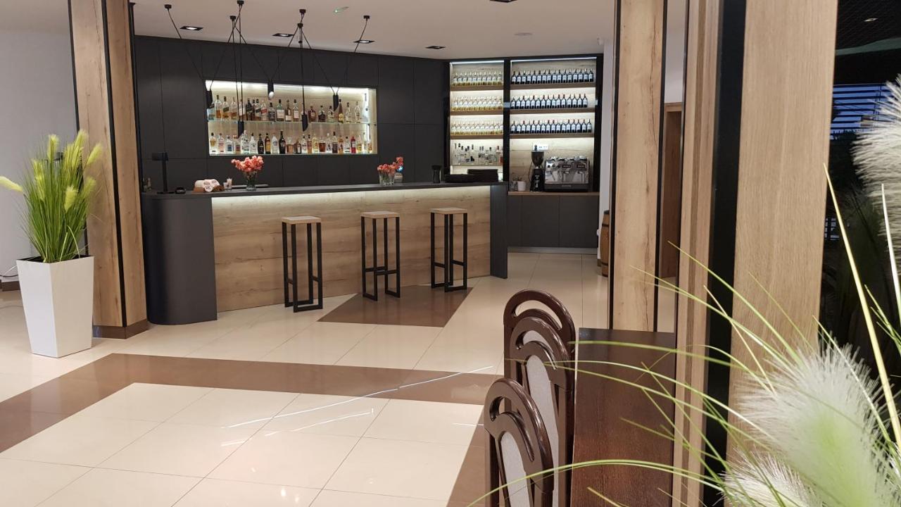 Hotel Zimnik Luksus Natury Spa & Wellness Ostre エクステリア 写真