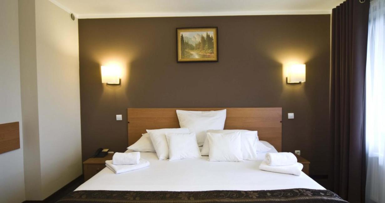Hotel Zimnik Luksus Natury Spa & Wellness Ostre エクステリア 写真
