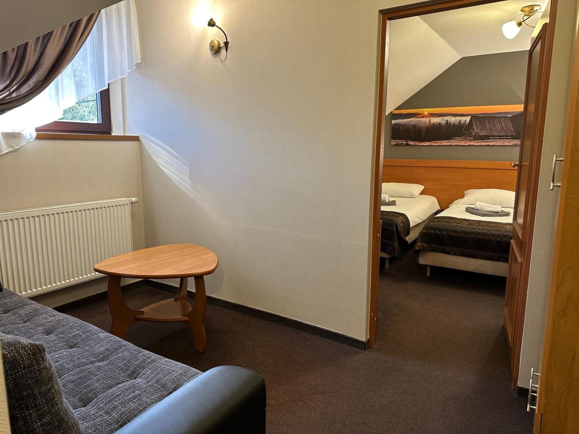 Hotel Zimnik Luksus Natury Spa & Wellness Ostre エクステリア 写真