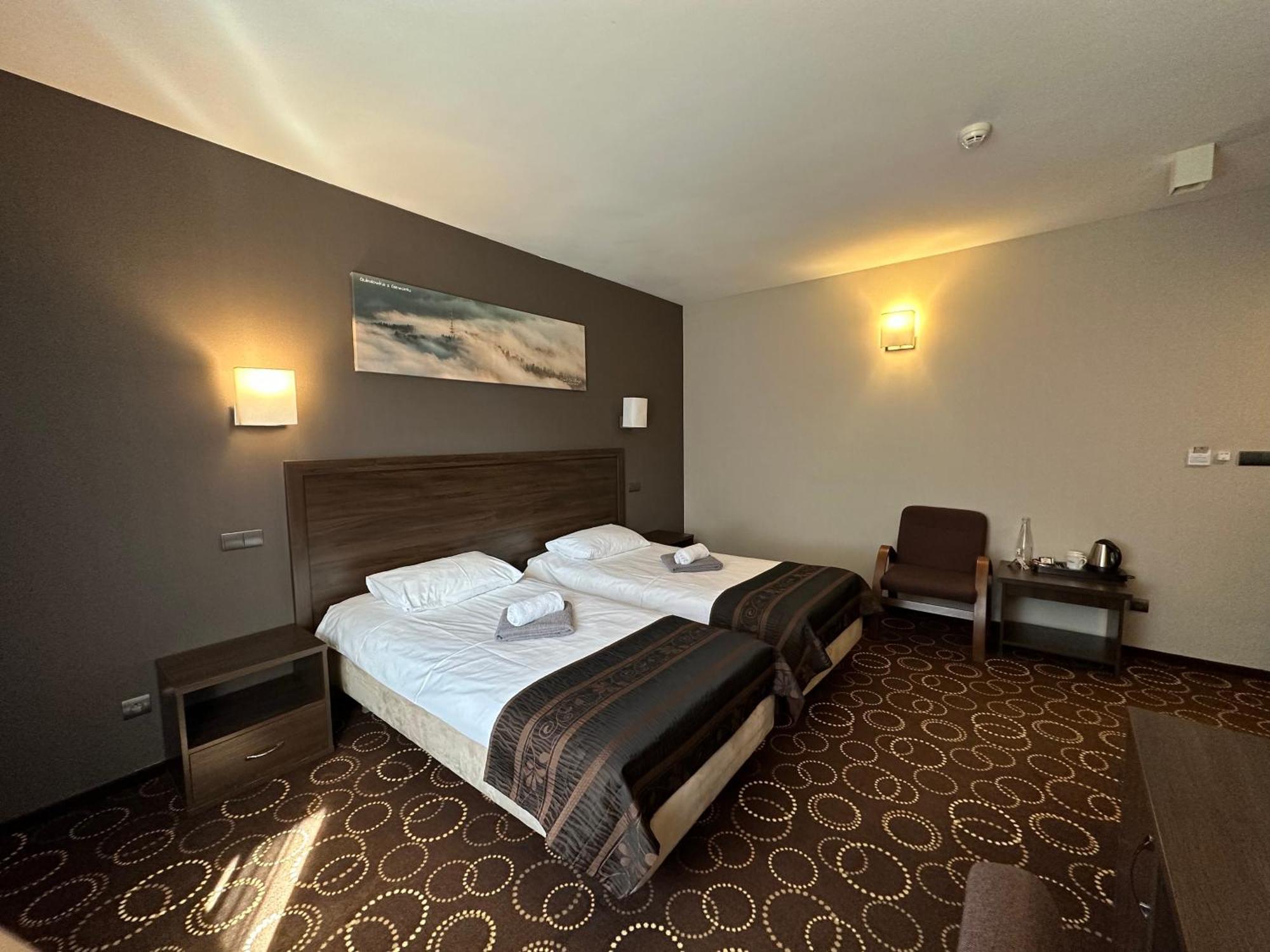 Hotel Zimnik Luksus Natury Spa & Wellness Ostre エクステリア 写真