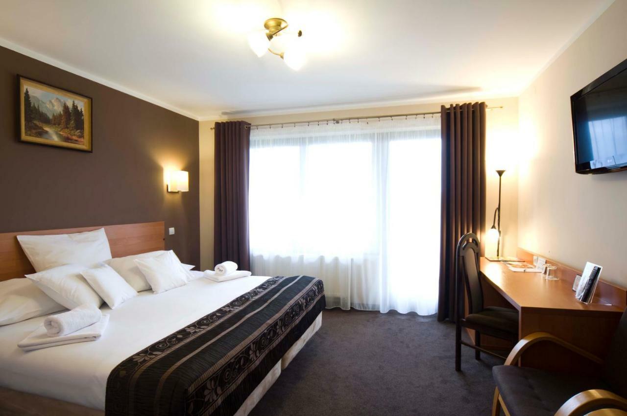 Hotel Zimnik Luksus Natury Spa & Wellness Ostre エクステリア 写真